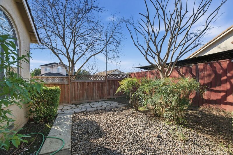 Desirable North Napa 3 Bed Single-Family Home property image