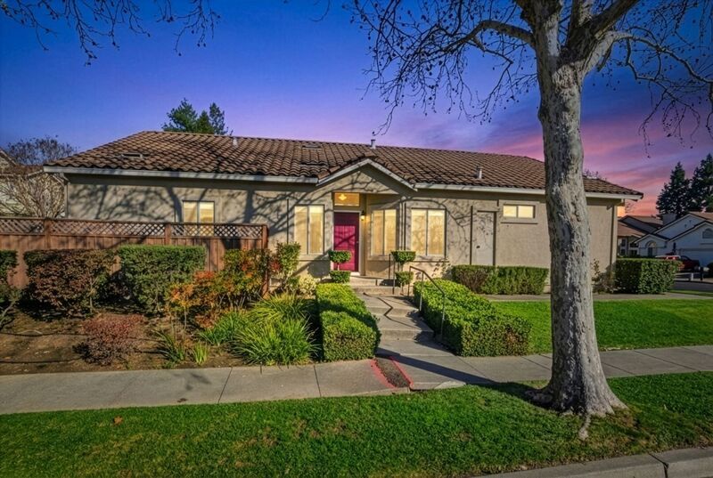 Desirable North Napa 3 Bed Single-Family Home property image