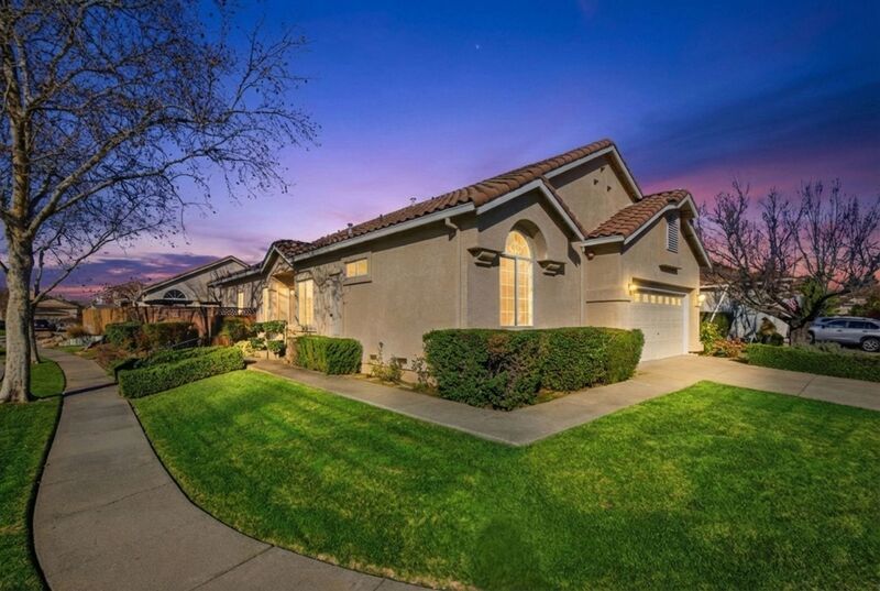 Desirable North Napa 3 Bed Single-Family Home property image