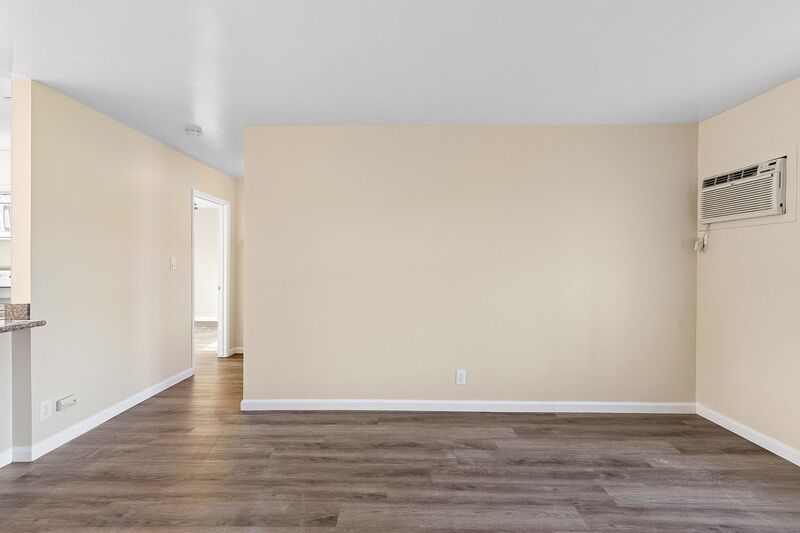 Renovated 2-Bedroom, 1-Bath Upstairs Apartment in St. Helena property image