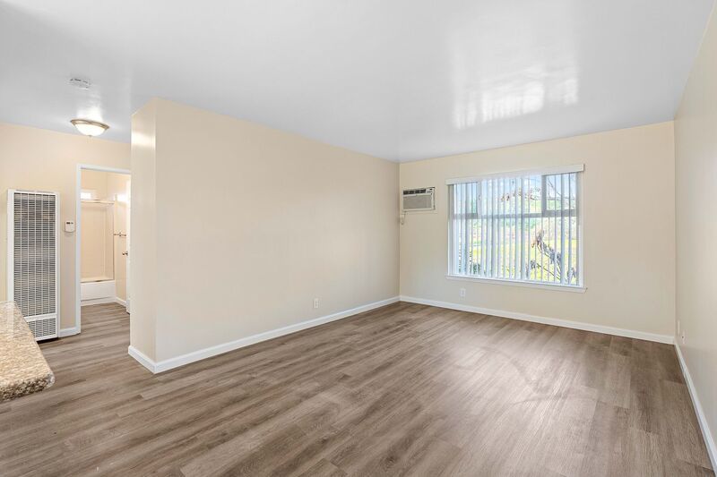 Renovated 2-Bedroom, 1-Bath Upstairs Apartment in St. Helena property image