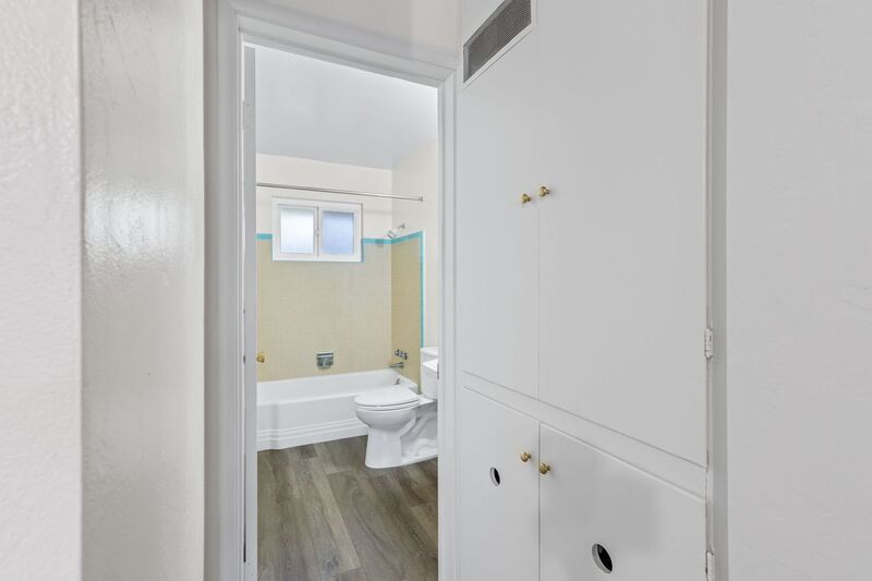 Charming Studio Available in Downtown Yountville property image