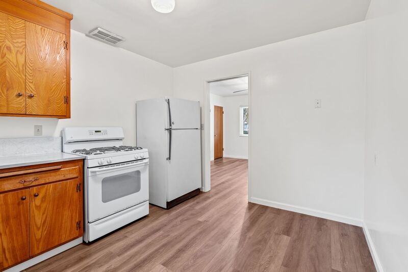 Charming Studio Available in Downtown Yountville property image