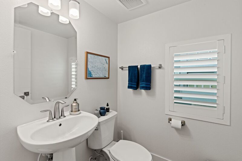 Modern Furnished Townhome in Downtown Napa property image