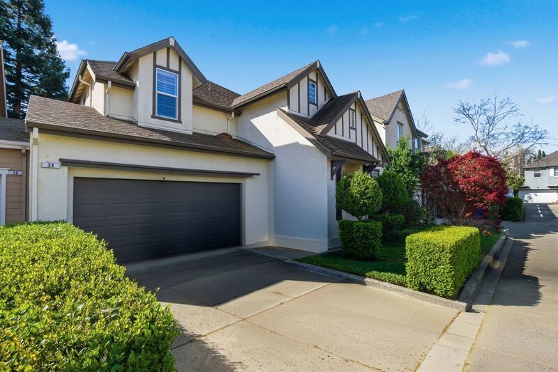 4 Bed 3 Bath Single Family Home in Napa property image