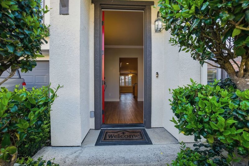 4 Bed 3 Bath Single Family Home in Napa property image