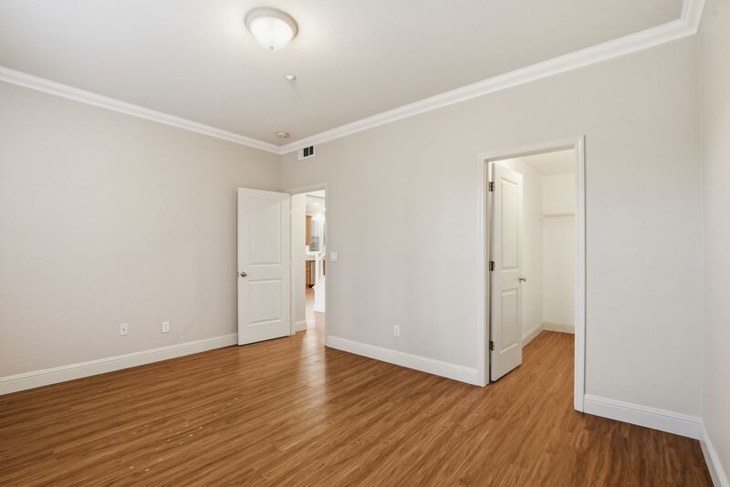 4 Bed 3 Bath Single Family Home in Napa property image