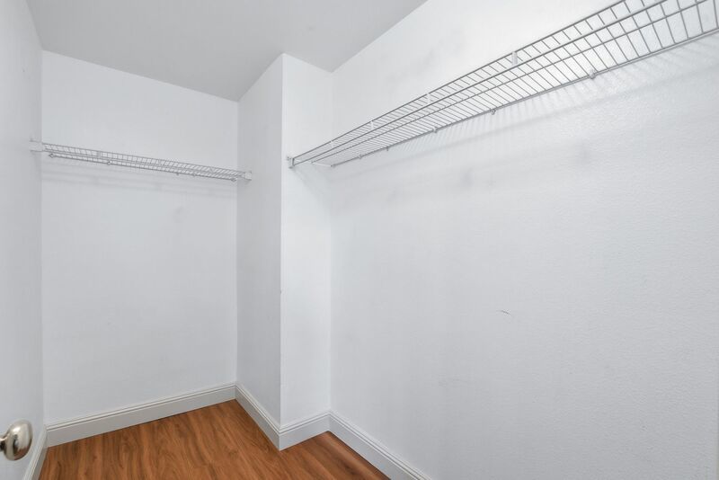 4 Bed 3 Bath Single Family Home in Napa property image