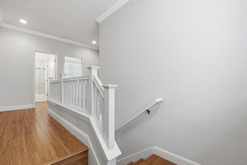 4 Bed 3 Bath Single Family Home in Napa property image