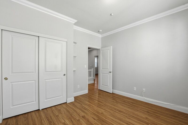 4 Bed 3 Bath Single Family Home in Napa property image