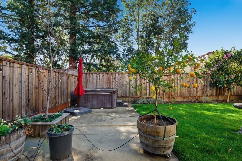 4 Bed 3 Bath Single Family Home in Napa property image