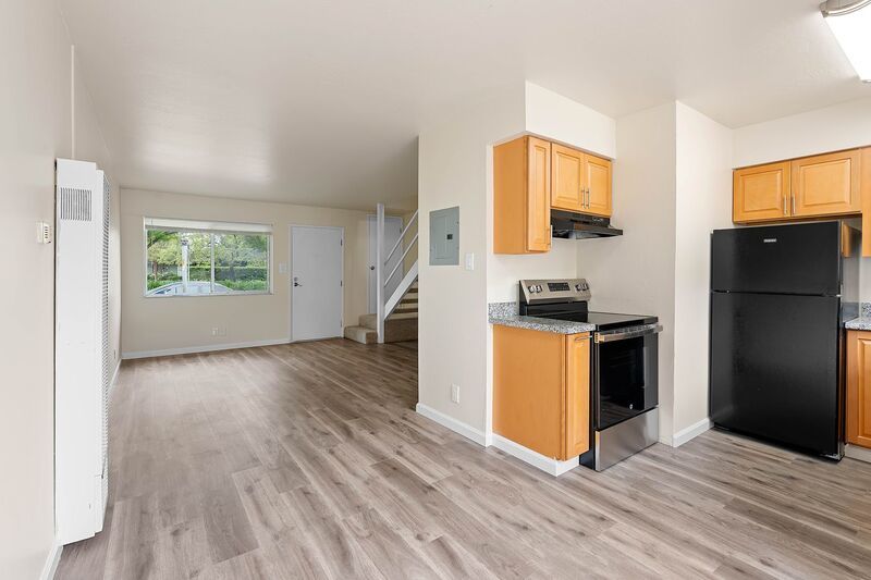 Centrally Located 2 Bedroom, 1.5 Bath Apartment with Remodeled Interiors property image