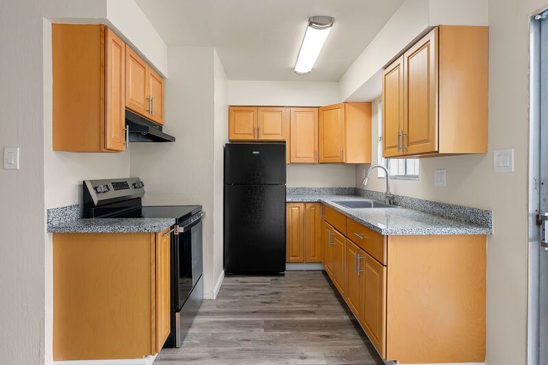 Centrally Located 2 Bedroom, 1.5 Bath Apartment with Remodeled Interiors property image