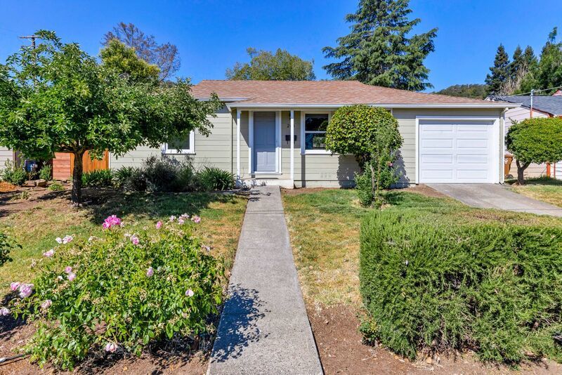 2 bedroom 1 bathroom property image