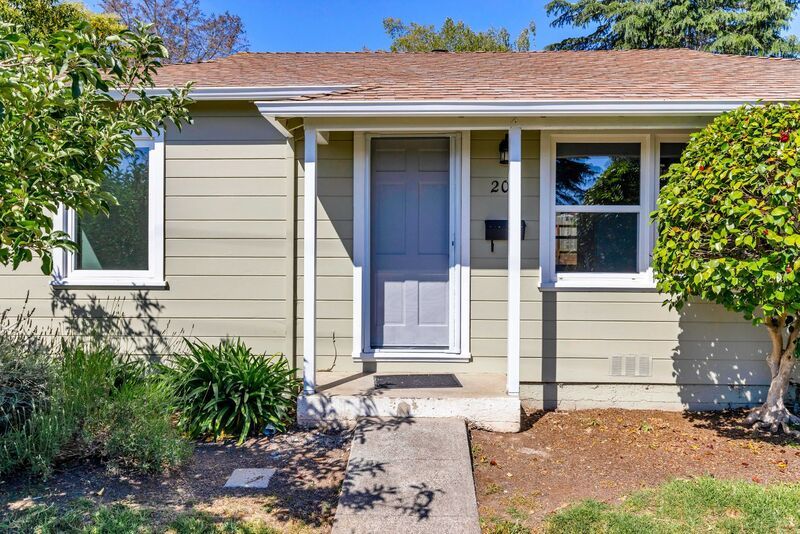 2 bedroom 1 bathroom property image