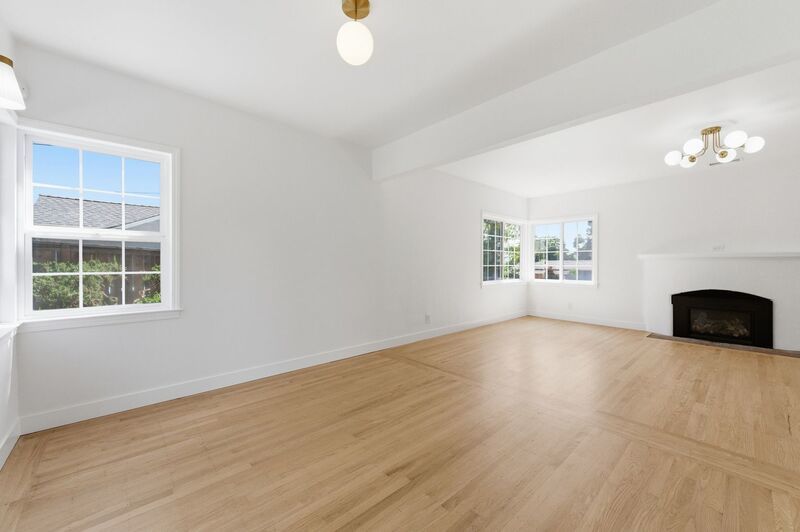 Charming 2 bed, 1.5 bath Alta Heights Home property image