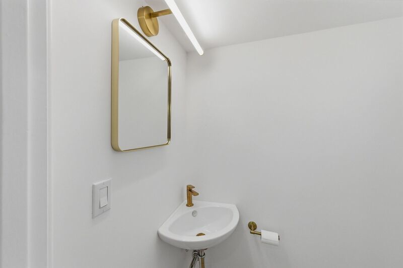 Charming 2 bed, 1.5 bath Alta Heights Home property image