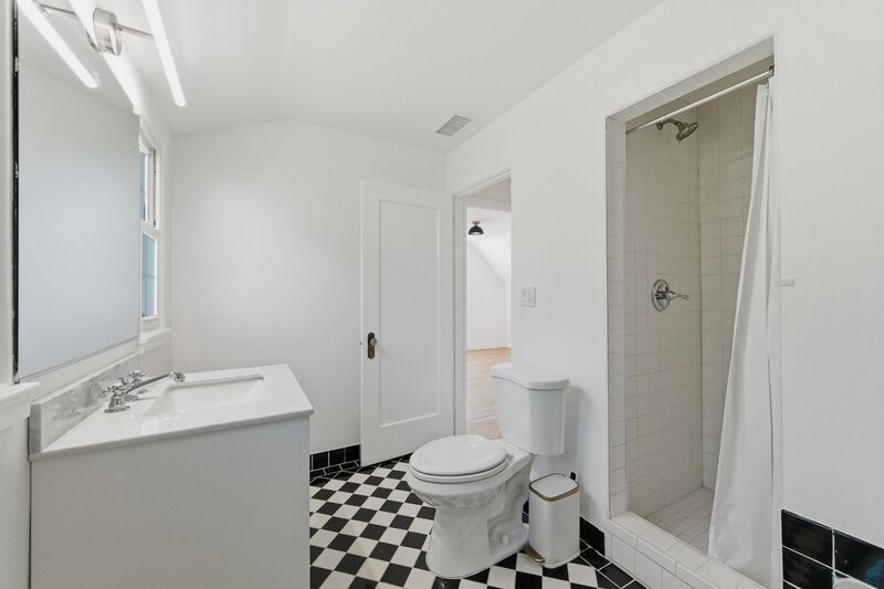 Charming 2 bed, 1.5 bath Alta Heights Home property image