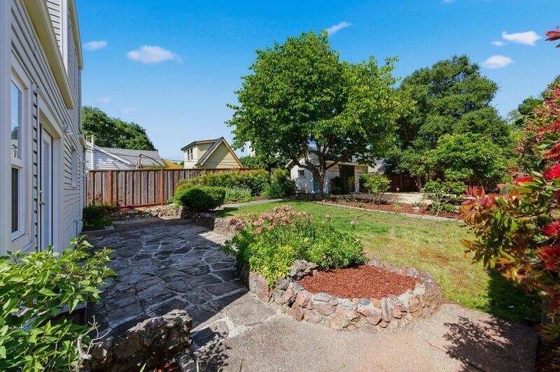 Charming 2 bed, 1.5 bath Alta Heights Home property image