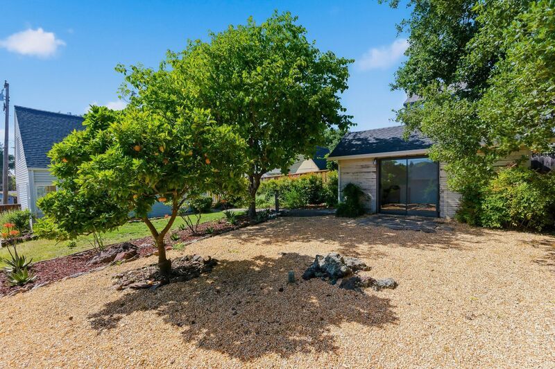 Charming 2 bed, 1.5 bath Alta Heights Home property image