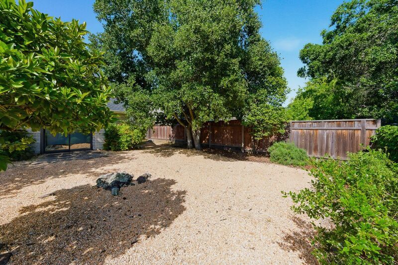 Charming 2 bed, 1.5 bath Alta Heights Home property image