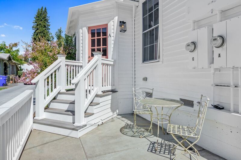 Spacious 2 Bedroom, 1 Bathroom Downtown Napa Apartment property image