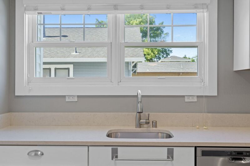 Spacious 2 Bedroom, 1 Bathroom Downtown Napa Apartment property image