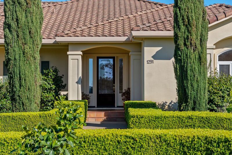 Monticello Road Home with Scenic Vineyard Views property image