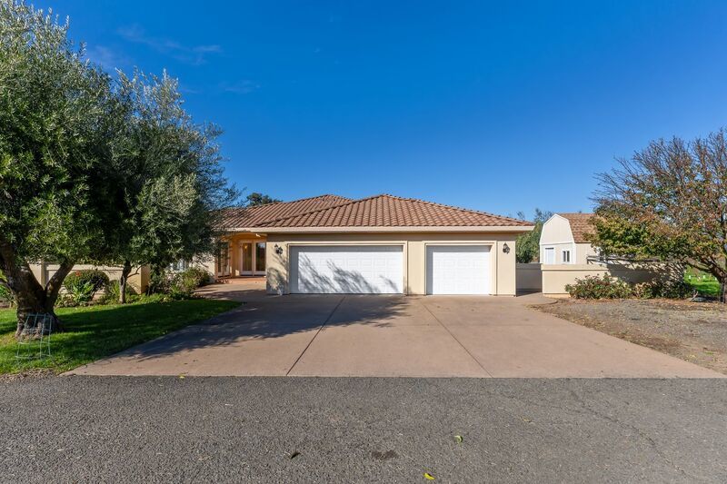 Monticello Road Home with Scenic Vineyard Views property image