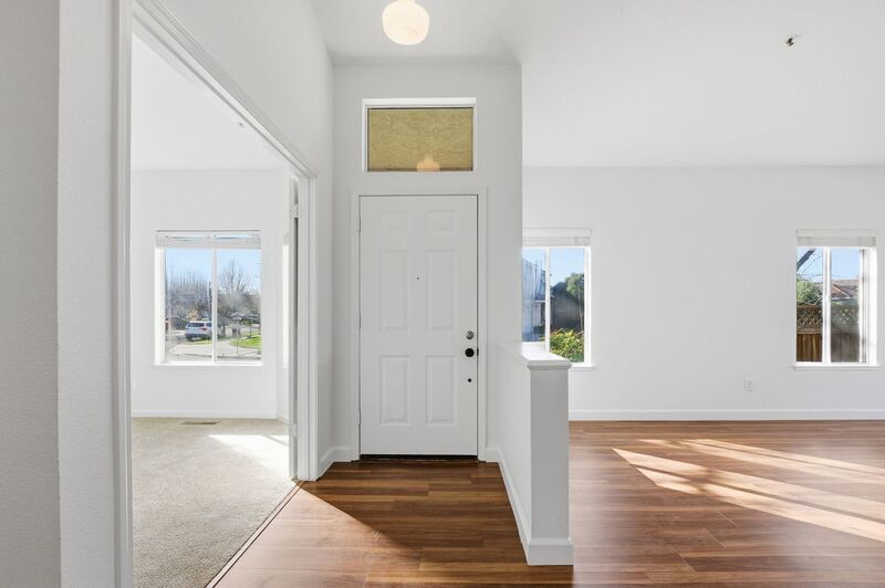 Desirable North Napa 3 Bed Single-Family Home property image