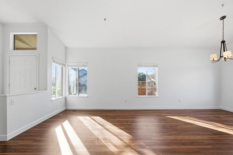 Desirable North Napa 3 Bed Single-Family Home property image