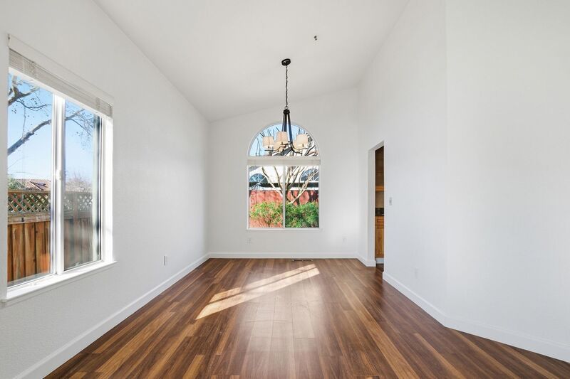 Desirable North Napa 3 Bed Single-Family Home property image